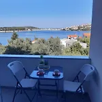 Varazdinci Apartment Rogoznica (Sibenik-Knin)
