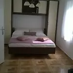 Apartment Varazdinci Rogoznica (Sibenik-Knin)