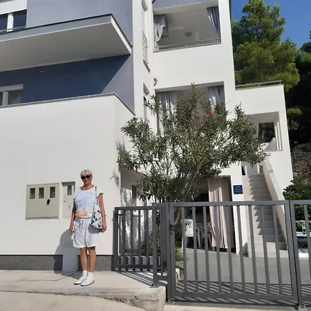 Varazdinci Apartment *