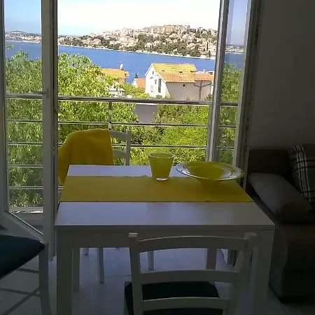 Varazdinci * Rogoznica (Sibenik-Knin)