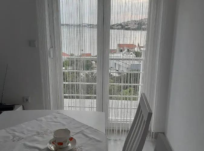 Apartment Varazdinci Rogoznica (Sibenik-Knin)