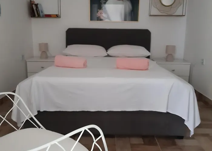 Varazdinci Apartment Rogoznica (Sibenik-Knin)