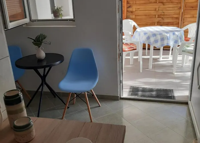 Varazdinci Apartment *