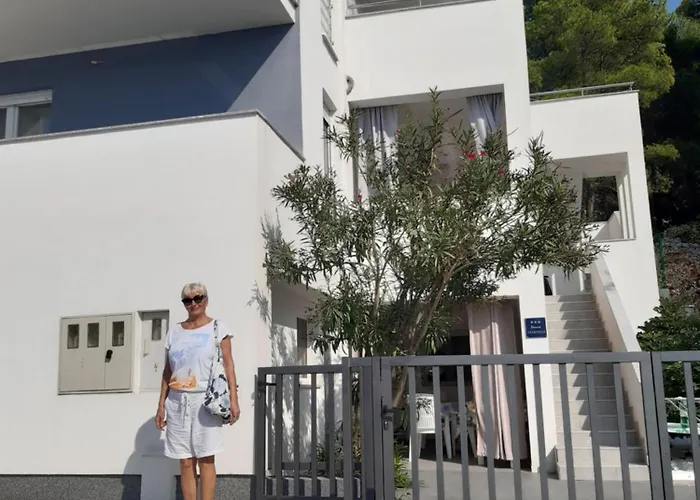 Varazdinci Apartment *