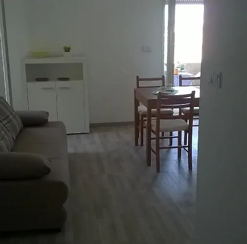 Varazdinci Apartment Rogoznica (Sibenik-Knin)